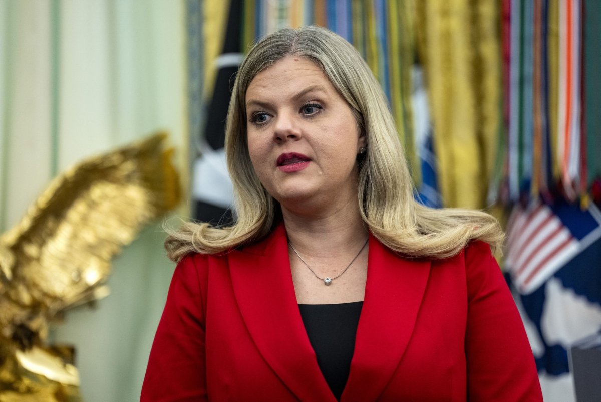 Trump-taps-White-House-policy-aide-Heidi-Overton-to-lead-FDA.jpg