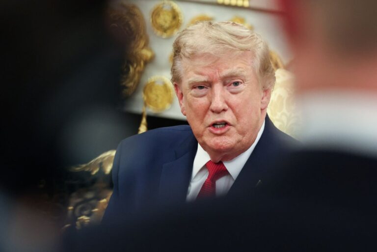 Trumps-threatens-to-bomb-Oman-if-it-gets-in-the-way.jpg