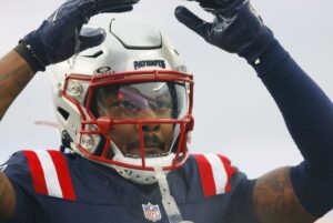 Wash-Commanders-agree-to-1-year-deal-with-wide-receiver-Stefon-Diggs.jpg