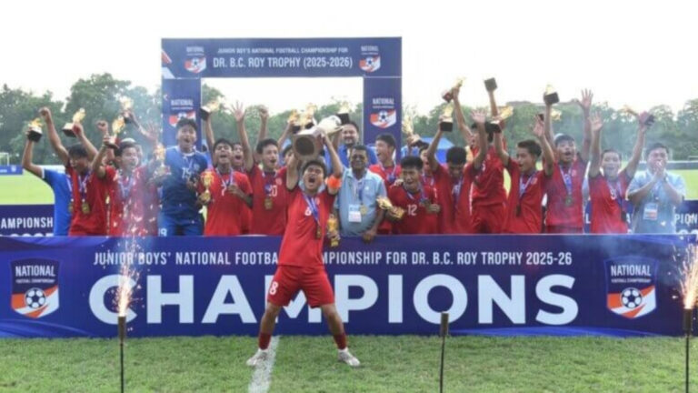 bc-roy-trophy-25181786105859.jpg