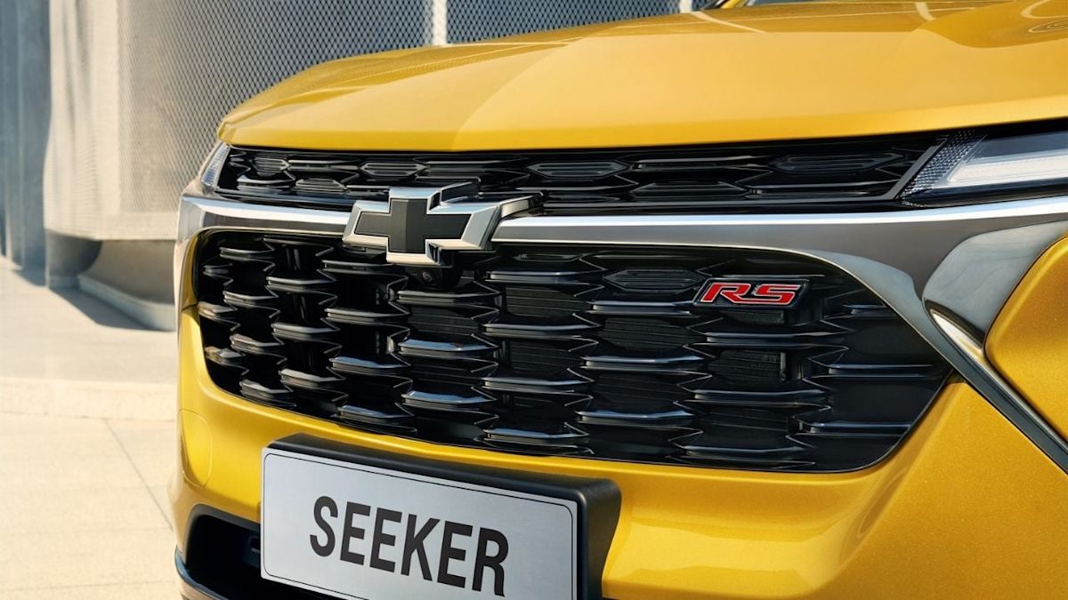 https3A2F2Fmedia.zenfs_.com2Fen2Fguessing_headlights_1782Fbfb3f26c375cec1884716327ab7670b6.jpg