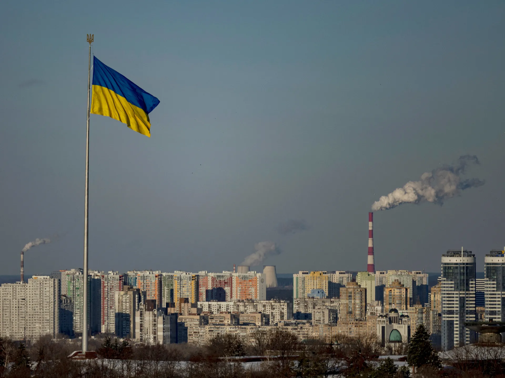 2025-02-17T142348Z_570217762_RC2CWCACF9LY_RTRMADP_3_UKRAINE-CRISIS-KYIV-1763692760.jpg