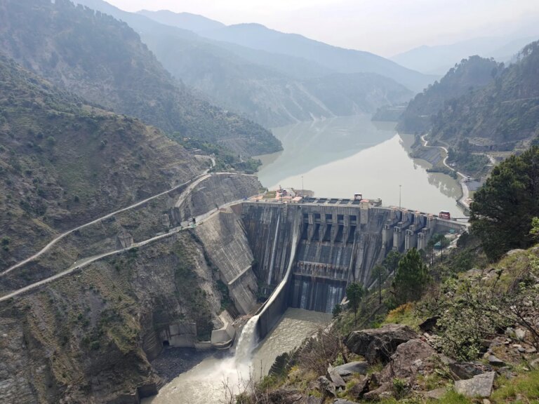 2025-05-06T064134Z_1109423457_RC24CEAYAORZ_RTRMADP_3_INDIA-PAKISTAN-WATER-1788257018.jpg