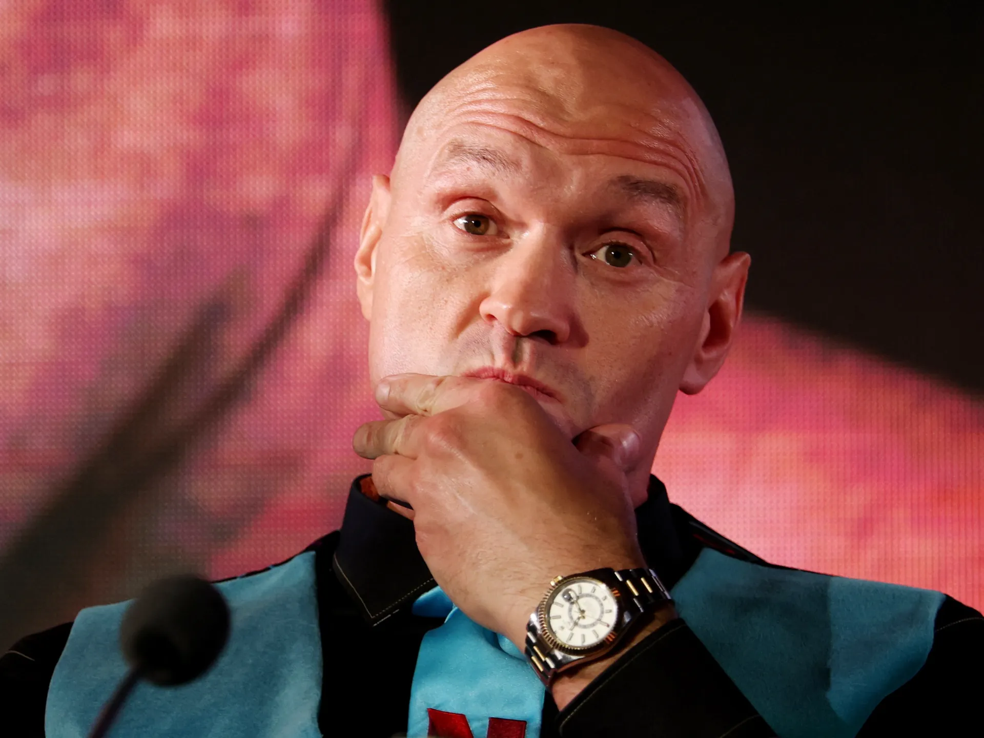 2026-02-16T162518Z_160349917_UP1EM2G19M5NX_RTRMADP_3_BOXING-HEAVYWEIGHT-FURY-MAKHMUDOV-1771316348.jp_.webp