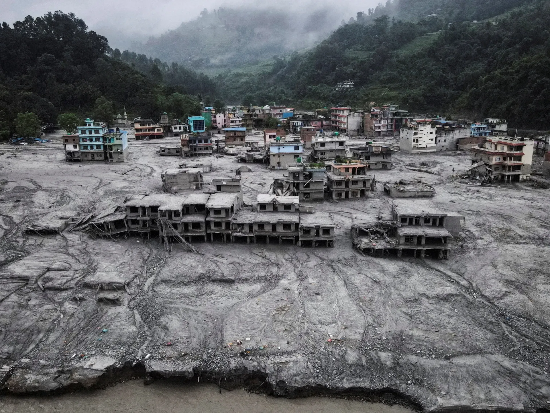 2026-09-09T230349Z_531640296_RC268NAZ6I7B_RTRMADP_3_NEPAL-FLOODS-PICTURES-1789578998.jpg