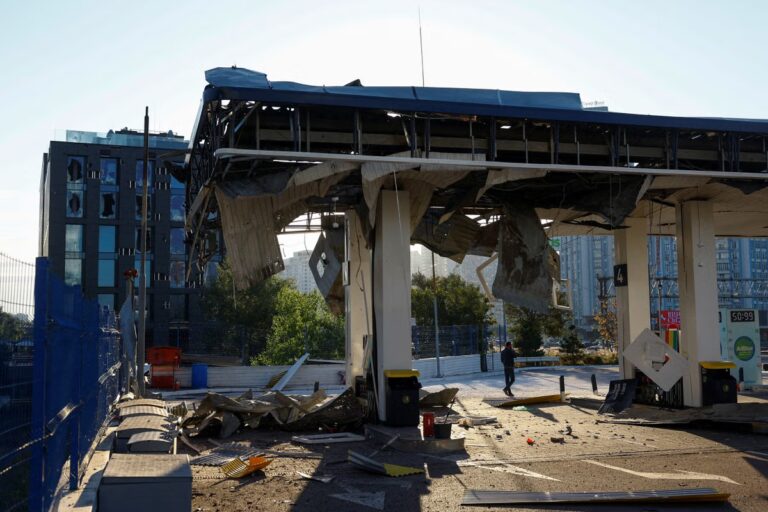 2026-09-15T051601Z_181925067_RC2GJNAGH3SX_RTRMADP_3_UKRAINE-CRISIS-ATTACK-KYIV.JPG