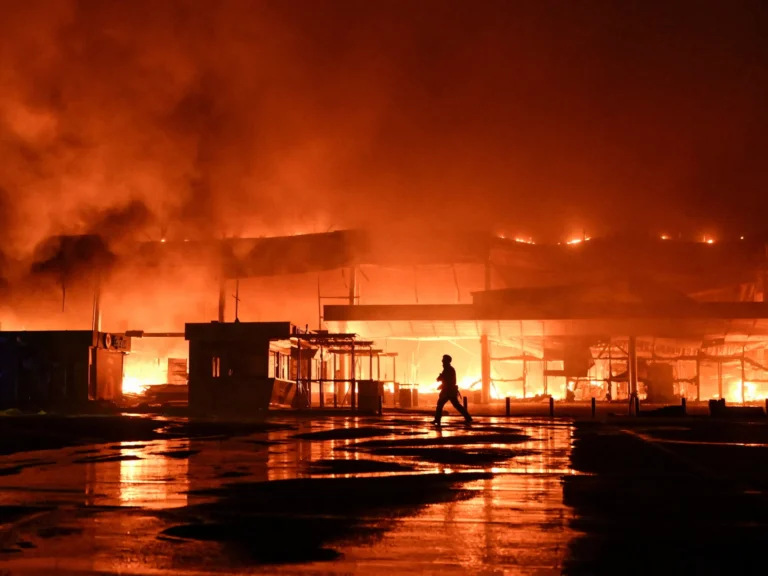 2026-09-18T063031Z_874223625_RC29LNAITVME_RTRMADP_3_UKRAINE-CRISIS-ATTACK-ZAPORIZHZHIA-1789808236.jp_.webp