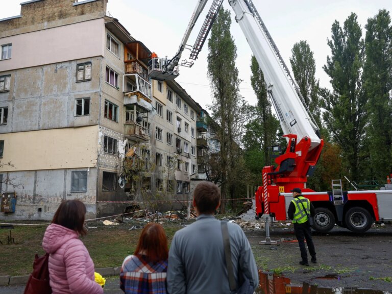 2026-09-22T053546Z_1600282267_RC24ONAKSRR2_RTRMADP_3_UKRAINE-CRISIS-ATTACK-KYIV-1790058644.jpg
