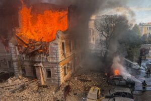2026-09-28T121911Z_202365636_RC2ASNASUHZ8_RTRMADP_3_UKRAINE-CRISIS-ATTACK-KYIV.JPG