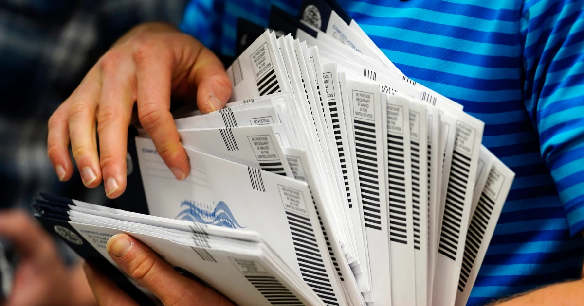 241025-mail-in-ballots-wm-334p-aa3667.jpg