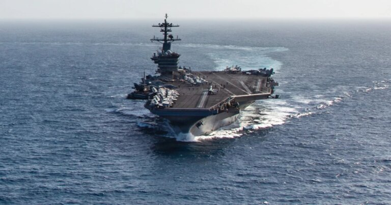 260813-uss-abraham-lincoln-vl-1023a-659e38.jpg