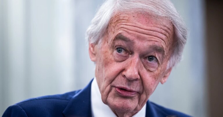 260901-Sen-Ed-Markey-vsb-1645-9f0e9c.jpg