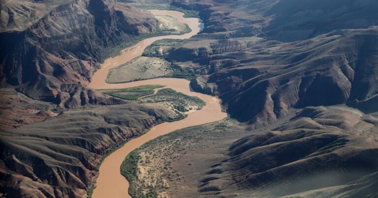 260901-grand-canyon-flood-ww-1536-c92684.jpg