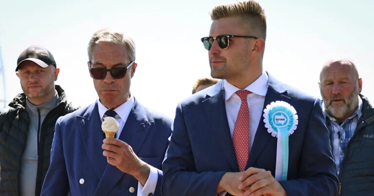 260904-nigel-farage-mn-0845-da2793.jpg