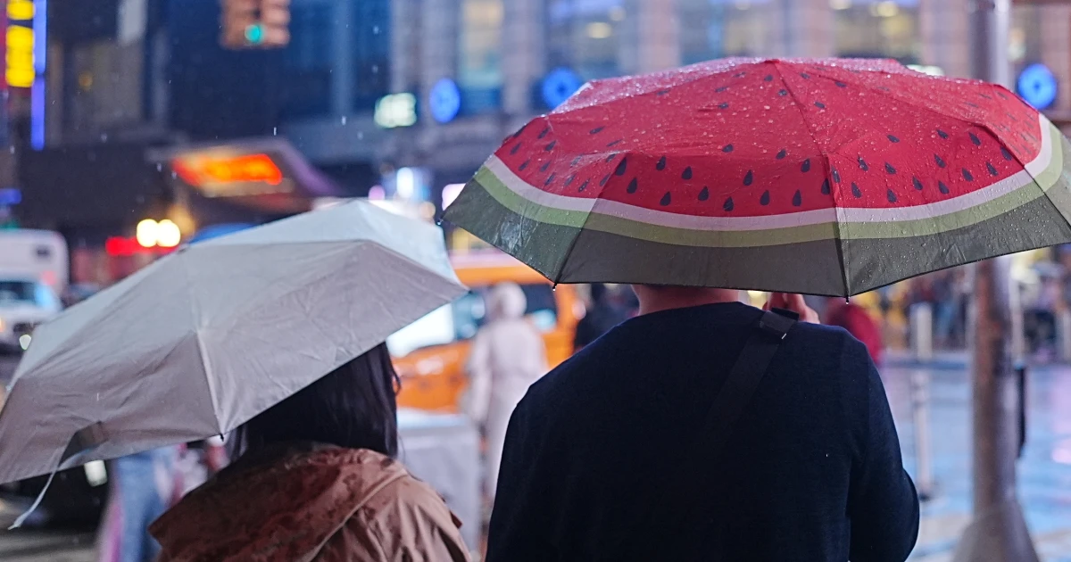 260913-rainy-day-cc-1240a-84cc1b.jpg