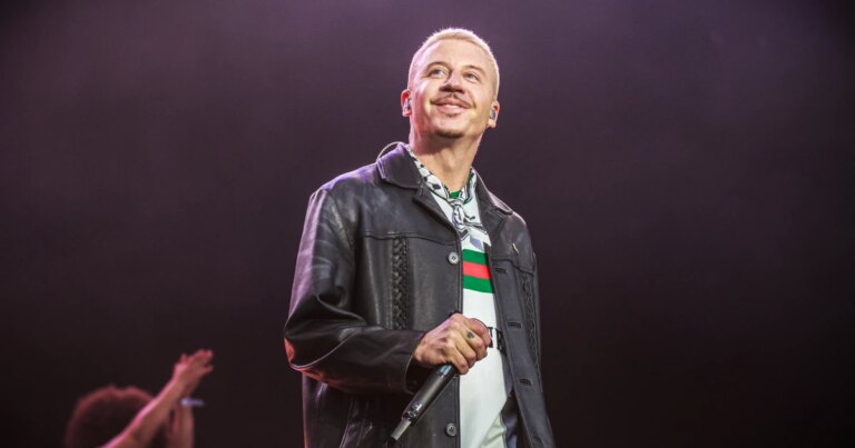 260914-Macklemore-ew-150p-a3c1fa.jpg
