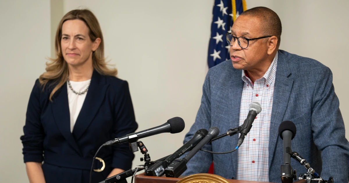260924-Dale-Caldwell-Mikie-Sherrill-vsb-2154-18bddc.jpg