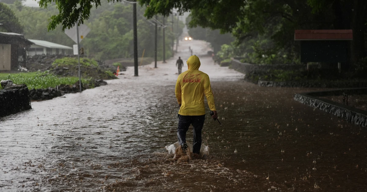 260927-hurricane-nolo-hawaii-ww-1730-9374d3.jpg