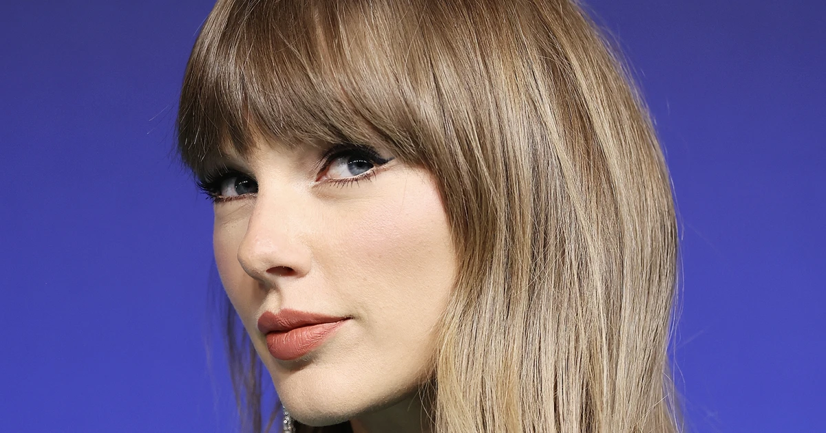 260927-mtv-vma-taylor-swift-ww-1707-b09bea.jpg