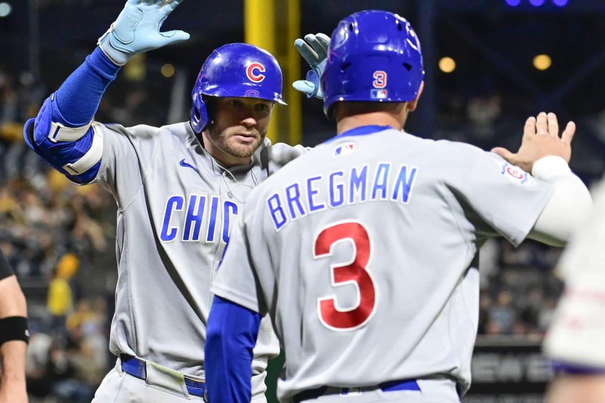Alex-Bregman-homers-three-times-to-help-Cubs-set-NL-long-ball-record.jpg