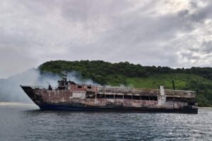 At-least-5-dead-dozens-unaccounted-for-after-Philippines-ferry-fire.jpg