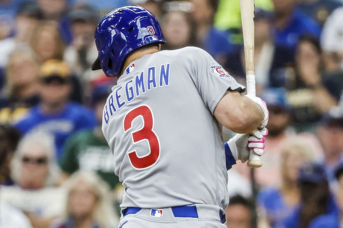 Cubs-Alex-Bregman-shows-aftermath-after-taking-foul-ball-to-face.jpg