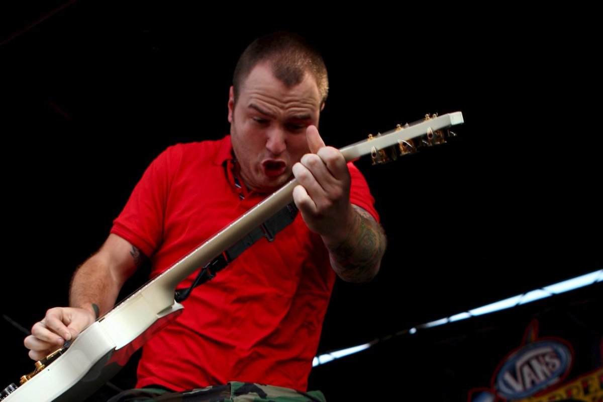 New-Found-Glory-guitarist-Chad-Gilbert-dies-at-45.jpg