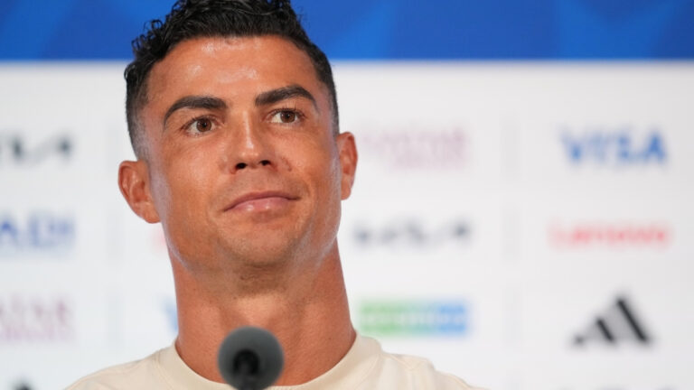 cristiano-ronaldo-speak-41621789304067.jpg