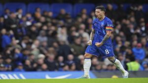 enzo-chelsea-34501788265905.jpg