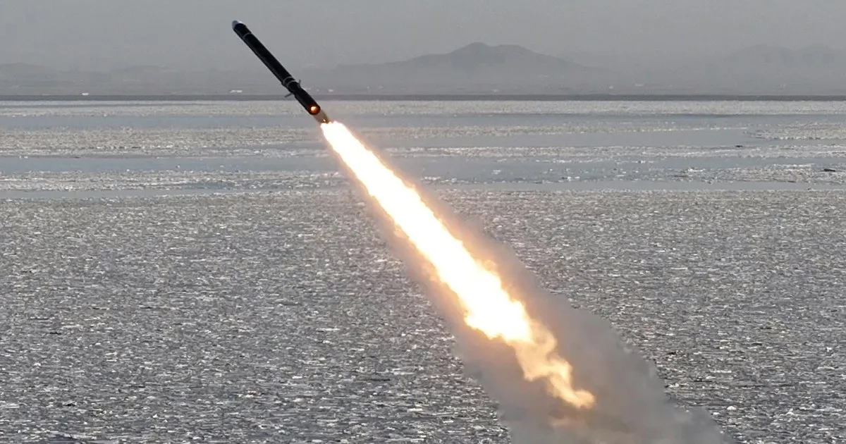 2025-02-27T221106Z_1599805176_RC293DAIPBJF_RTRMADP_3_NORTHKOREA-MISSILES-1790737147-1790982956.jpg