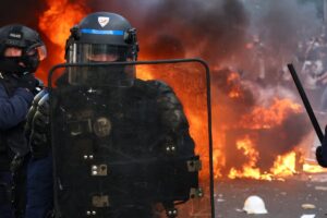 2026-10-06T143354Z_1584354009_RC2QXNAR89HL_RTRMADP_3_FRANCE-PROTEST.JPG