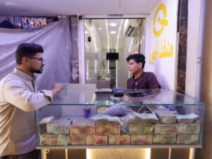 2026-10-07T114237Z_1876806973_RC2AYNAPYGGH_RTRMADP_3_IRAQ-ECONOMY-1791452169.jpg