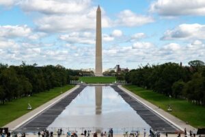 2026-10-12T193023Z_258533405_RC2T1OAAITD7_RTRMADP_3_USA-TRUMP-REFLECTING-POOL.JPG