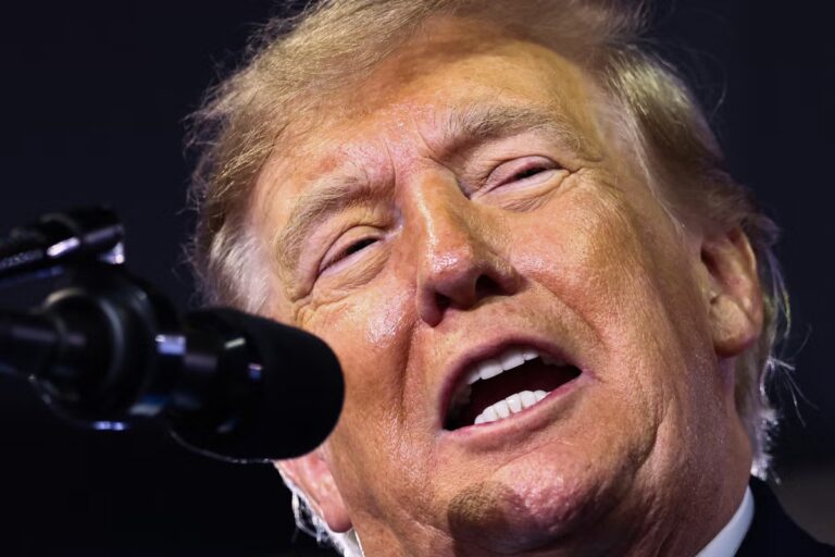 2026-10-17T183838Z_870782819_RC265OAW81LG_RTRMADP_3_USA-TRUMP-KENTUCKY.JPG