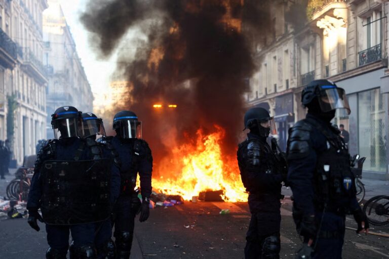 2026-10-19T153038Z_1777843143_RC2R5OAUQX6Y_RTRMADP_3_FRANCE-PROTEST-QUESTIONS.JPG