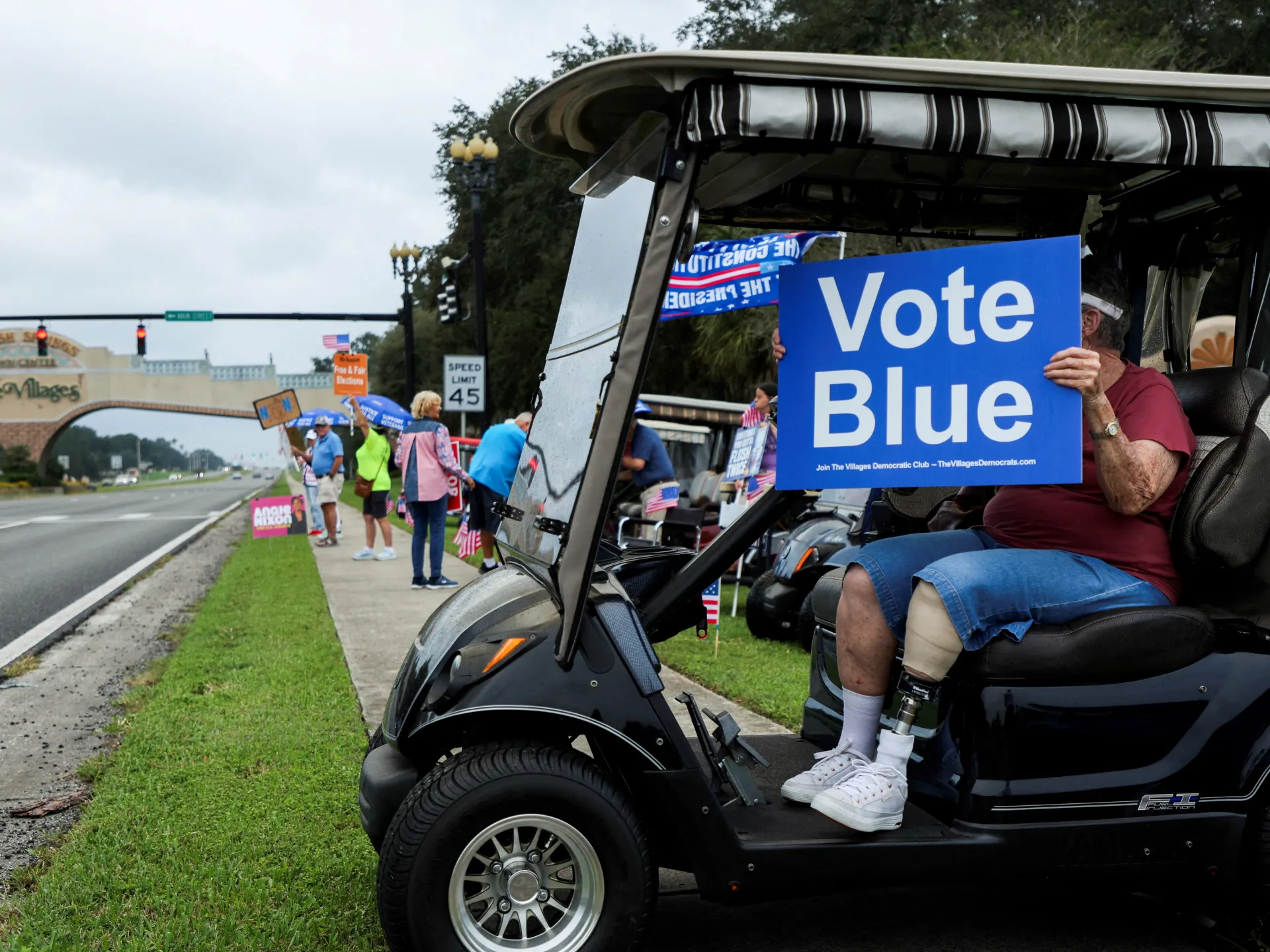 2026-10-20T174856Z_1170868734_RC2Q4OAD5P1Y_RTRMADP_3_USA-ELECTION-FLORIDA-RETIREES-1792525920.jpg
