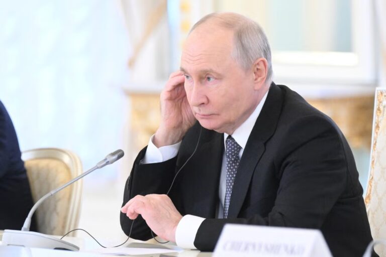 2026-10-21T132620Z_925363696_RC2P7OAL8EIM_RTRMADP_3_RUSSIA-CHINA.JPG