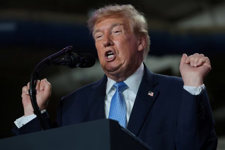 2026-10-27T055508Z_555846442_RC2DBOAZ7SY0_RTRMADP_3_USA-TRUMP.JPG