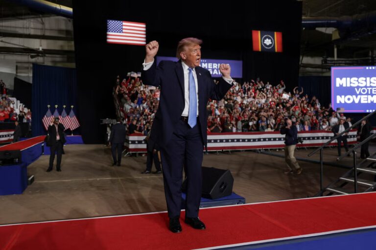 2026-10-27T055510Z_961212805_RC2DBOAGT7Y8_RTRMADP_3_USA-TRUMP.JPG