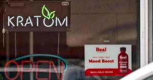 260930-kratom-shop-ew-409p-8021e7.jpg