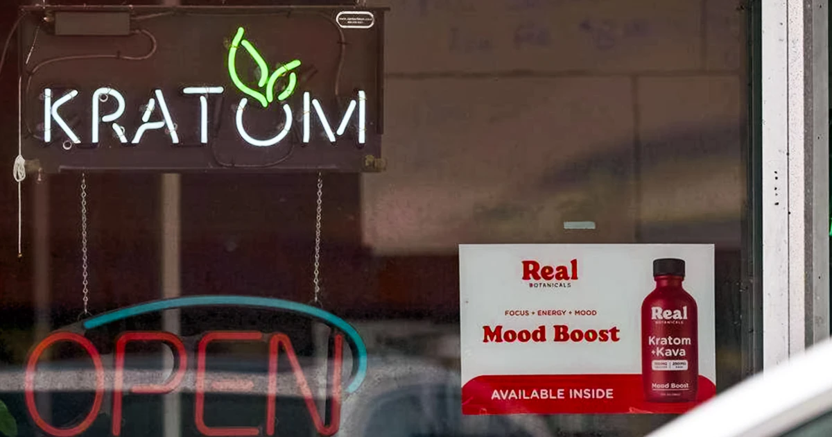 260930-kratom-shop-ew-409p-8021e7.jpg