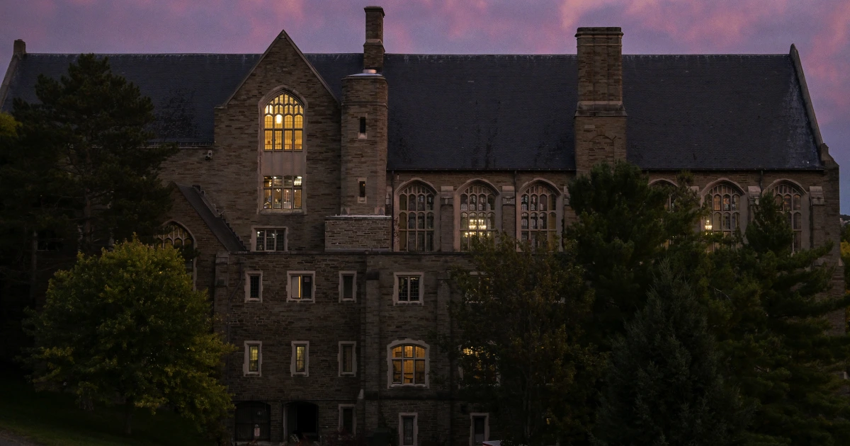 261002-heather-ainsworth-cornell-ww-28-4de77a.jpg