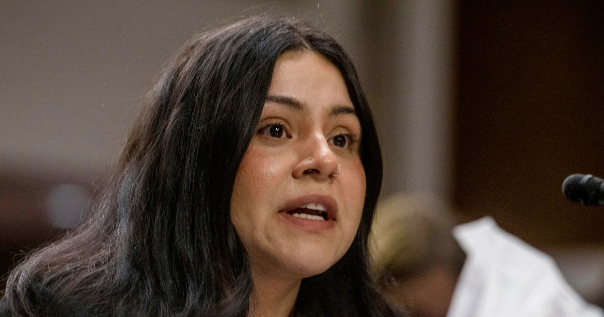 261005-marimar-martinez-ew-1104a-01a0d0.jpg