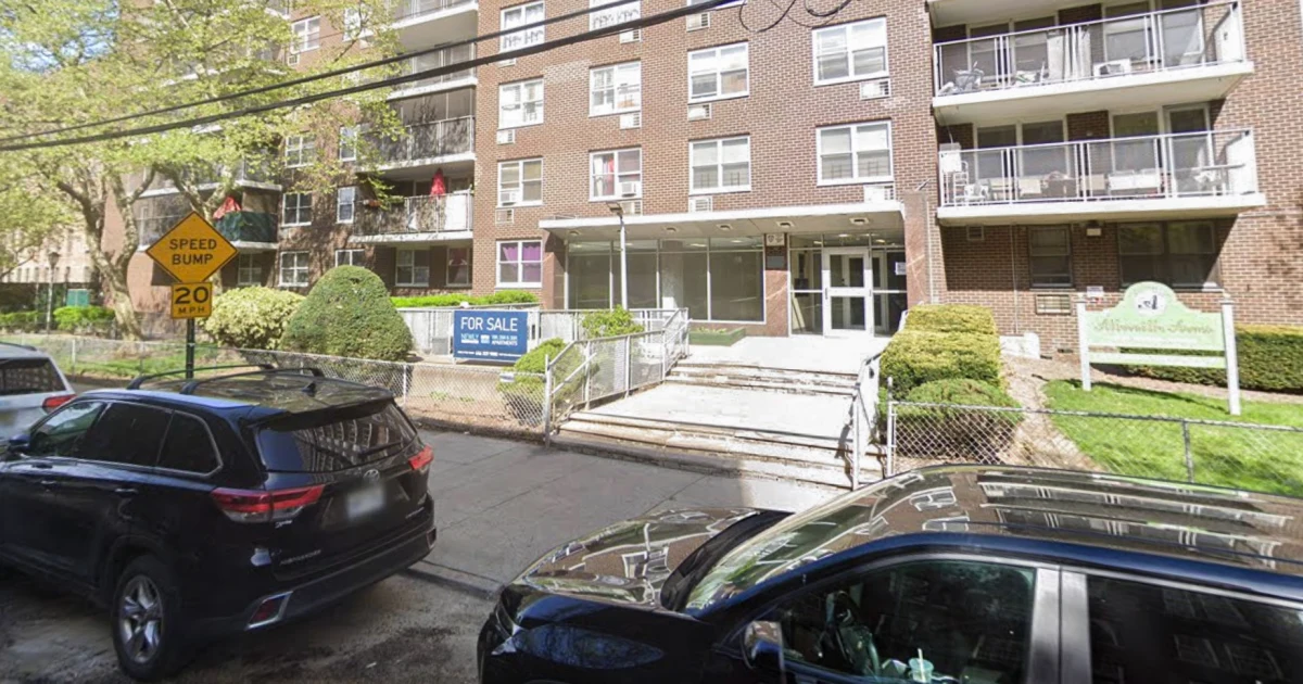 261006-bronx-apartment-vl-1108a-6879dd.jpg