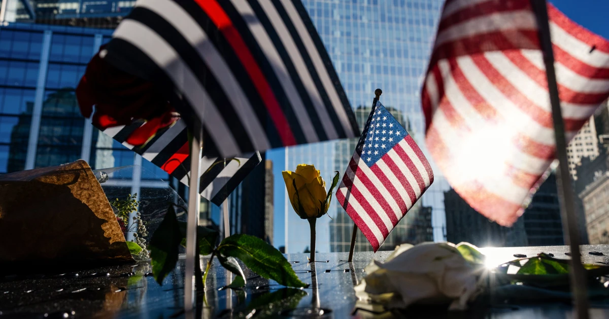261007-9-11-memorial-ew-523p-6b525c.jpg