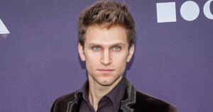 261009-Keegan-Allen-ch-1117-663491.jpg