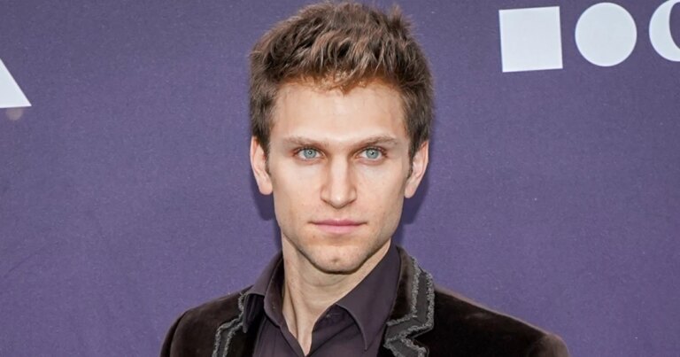 261009-Keegan-Allen-ch-1117-663491.jpg
