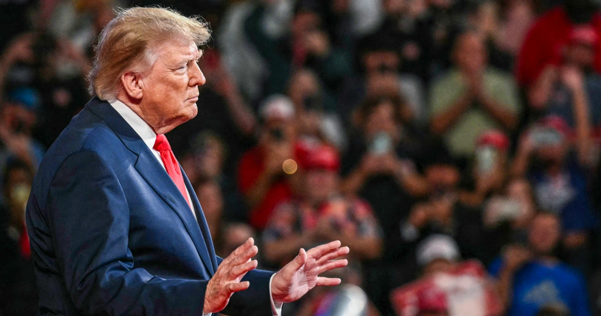 261010-trump-ch-1631-d6757b.jpg