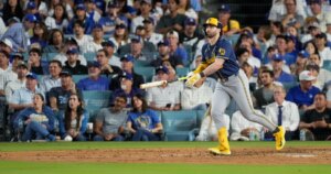 261015-Brewers-Dodgers-Baseball-vsb-2253-b51017.jpg