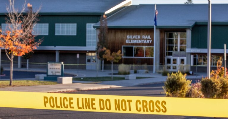 261017-oregon-shooting-ch-1439-7ee06b.jpg